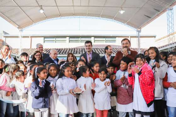 En La Merced Urtubey inauguró obras de gran importancia social